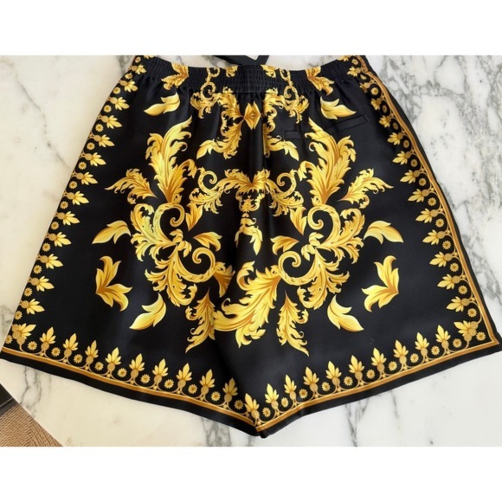 Versace 1010119 Mens Silk Leaf‎ Print Shorts Black Gold Print, sz 48 Waist 32